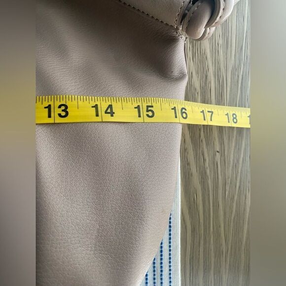 Elizabeth and James nude handbag - Picture 13 of 16